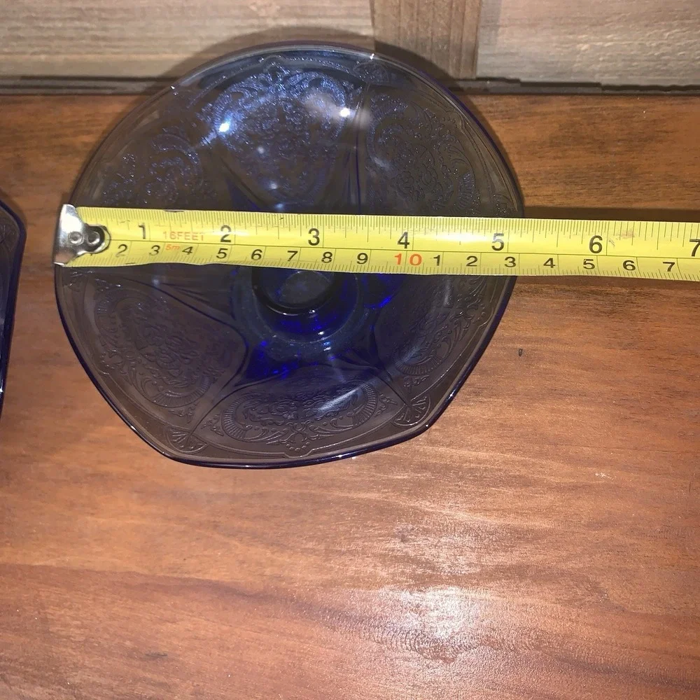 HAZEL ATLAS COBALT BLUE ROYAL LACE‎ RUFFLED PAIR 2 CANDLESTICKS VERY RARE EUC